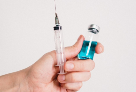 Schrik voor het coronavaccin? – 4 redenen waarom dit NIET nodig is